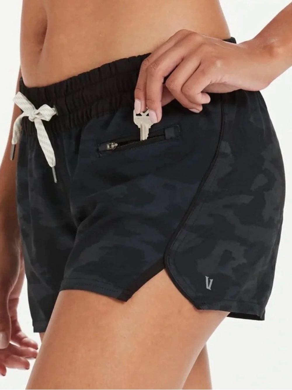 Vuori Clementine 2.0 Lined Running Shorts Black Watercolor Camo XS